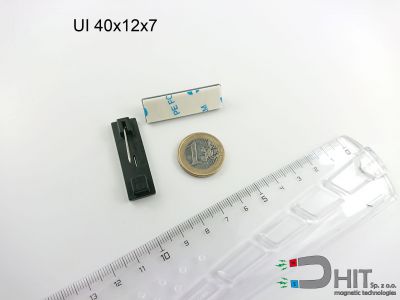 UI 40x12x7 [CA]  - zatrzaski magnetyczne do identyfikatorów